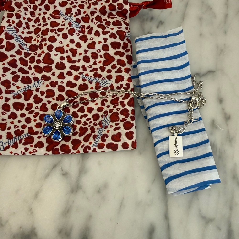 NWT Brighton Bellissima Fiore Blues Reversible Necklace (Style #JM7483)